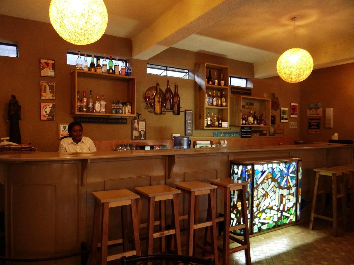 Ikweta Country Inn Maua Kaathene Екстериор снимка